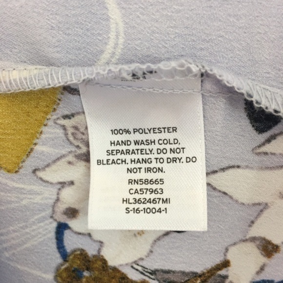 Chelsea 28 Bell sleeve off the shoulder Top - Picture 7 of 7